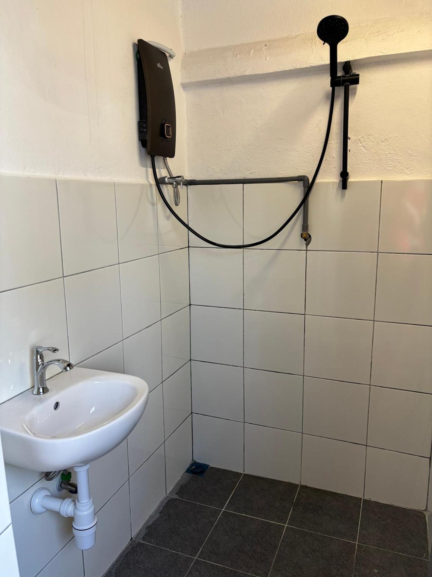 Victoria Pods Hotel George Town Eksteriør billede